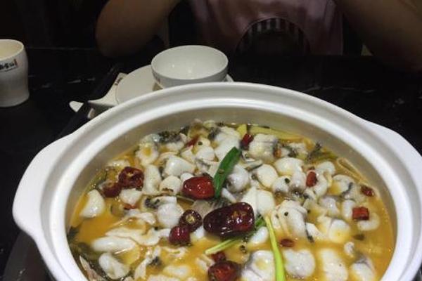 丁子户老坛酸菜鱼
