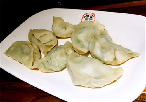 嘿鱼弄火锅