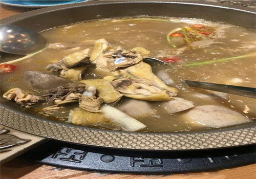 吾小九金汤芋儿鸡火锅