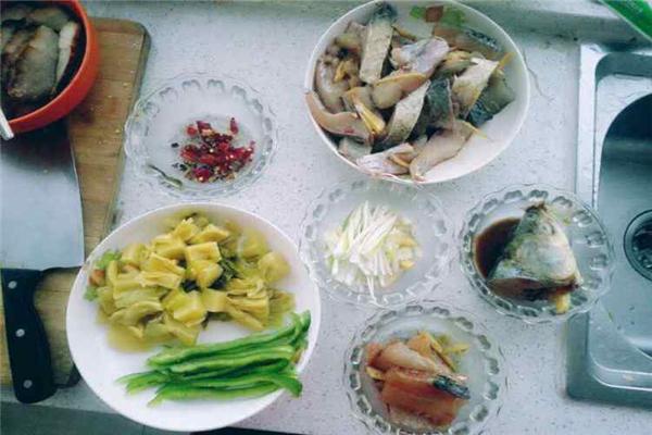 十四块九酸菜鱼