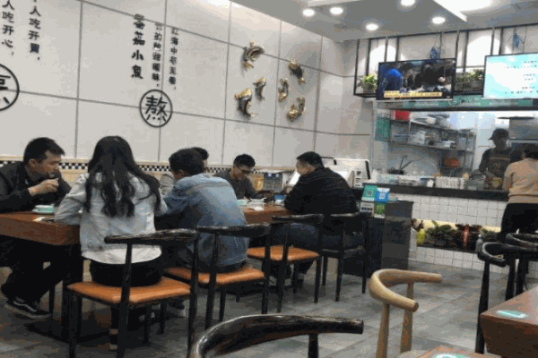 香渝记无刺酸菜鱼加盟