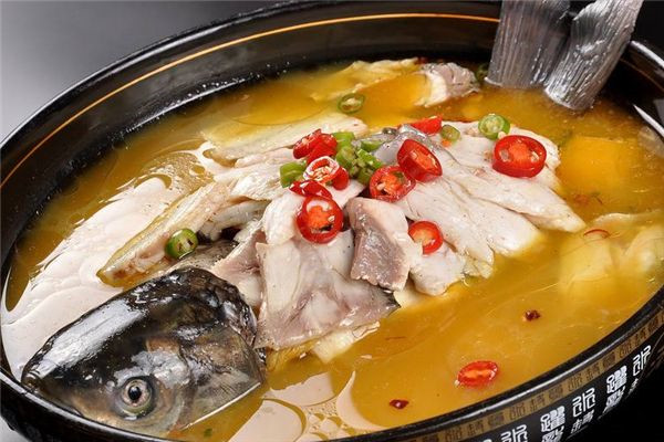 花椒诱惑砂锅酸菜鱼