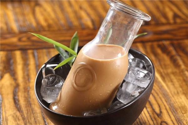 艾温欧式奶茶