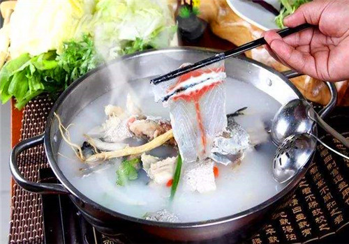 中山脆肉鲩火锅