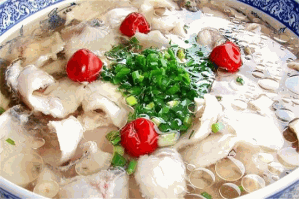 俏鱼郎酸菜鱼