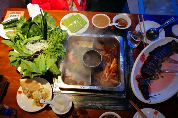 阿村酸菜鱼水煮鱼馆