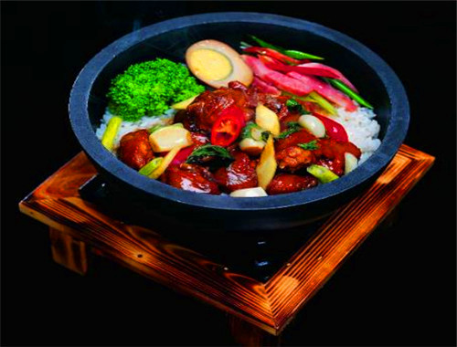 老街煲仔饭