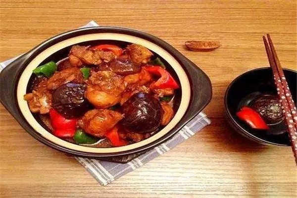 白香米黄焖鸡