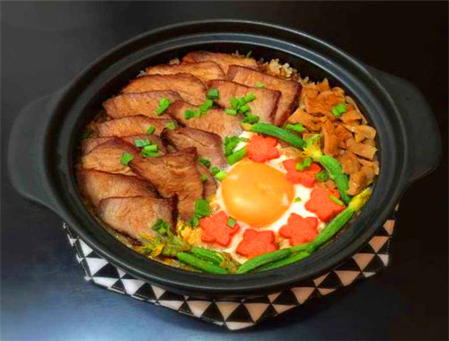 老街煲仔饭