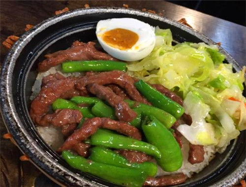 尚品煲仔饭