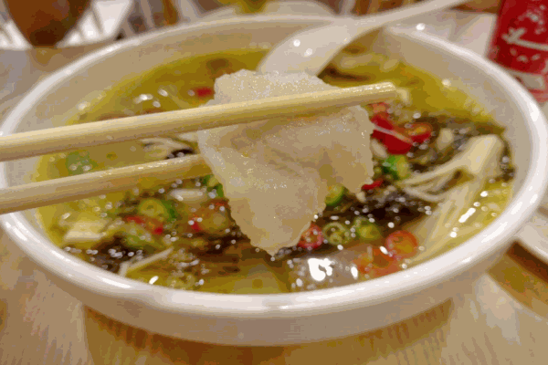 虞美人酸菜鱼加盟