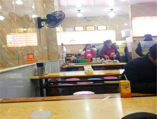 李宇记黄焖鸡米饭