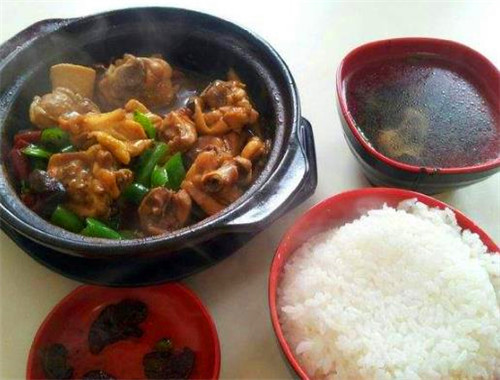 佳莱士黄焖鸡米饭