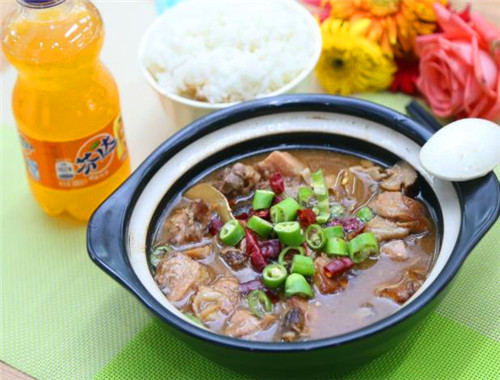 赵家兵黄焖鸡米饭