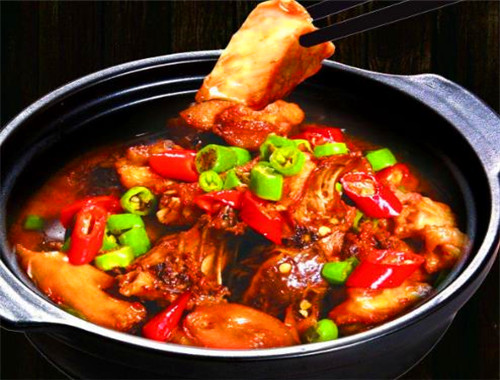 张礼宇黄焖鸡米饭