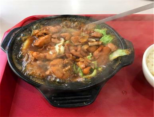 好友记黄焖鸡米饭