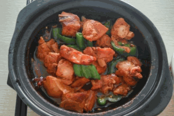 富宇记黄焖鸡米饭加盟