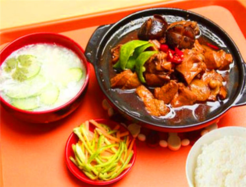 姜辉黄焖鸡米饭