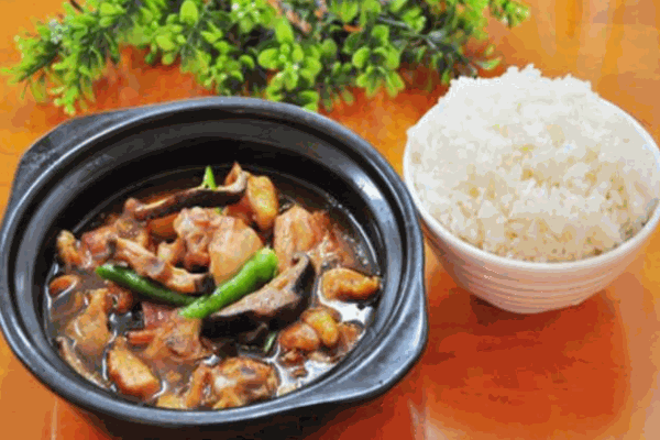 待补黄焖鸡米饭加盟
