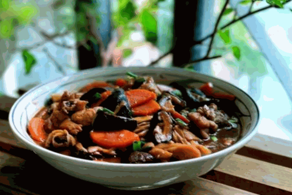 源丰德黄焖鸡米饭加盟