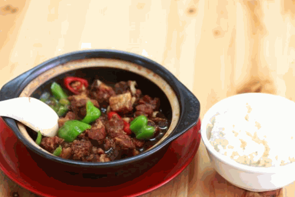 瑞千祥黄焖鸡米饭加盟