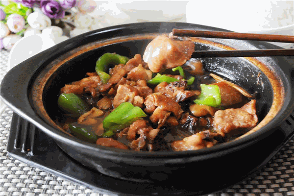青苗黄焖鸡米饭