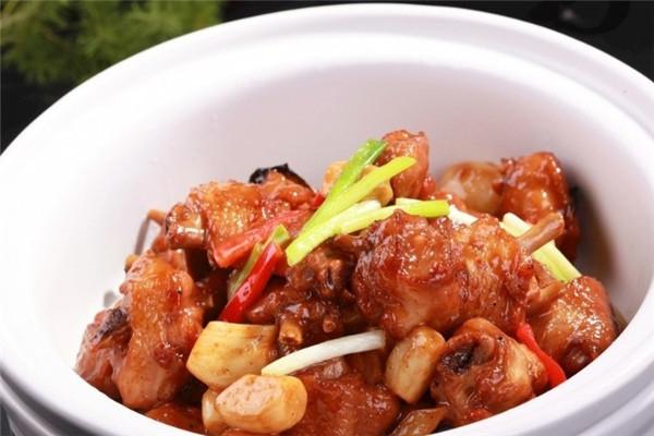 黄宇记黄焖鸡米饭