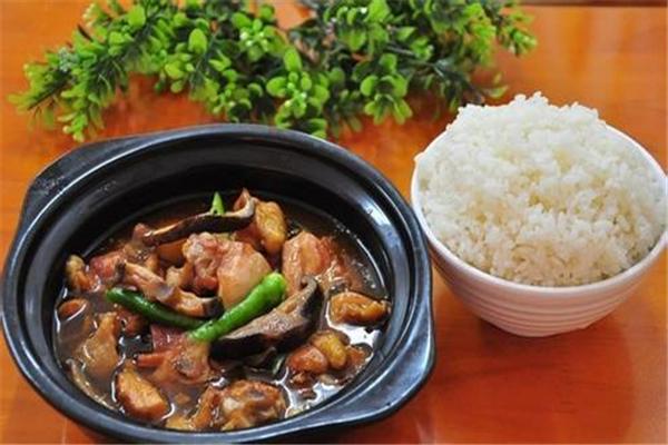 美食杰黄焖鸡