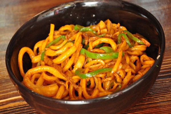 滑东面食