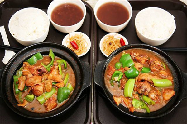 宋一轩黄焖鸡米饭