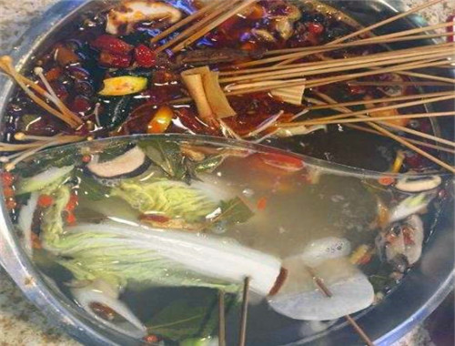 川公煮串串火锅