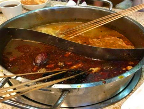 川公煮串串火锅