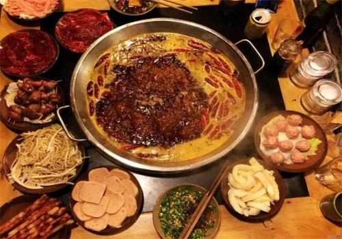 杨肥肠火锅