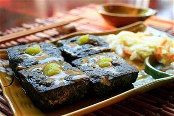 青方斋臭豆腐