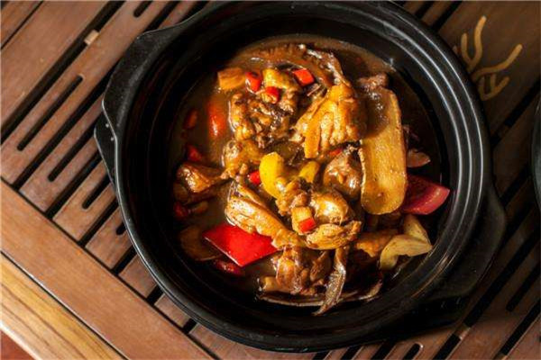 仟佰味黄焖鸡米饭