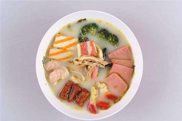 香勇哥麻辣烫