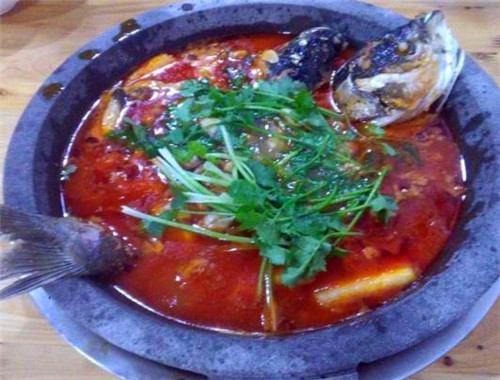 潇湘石锅鱼火锅