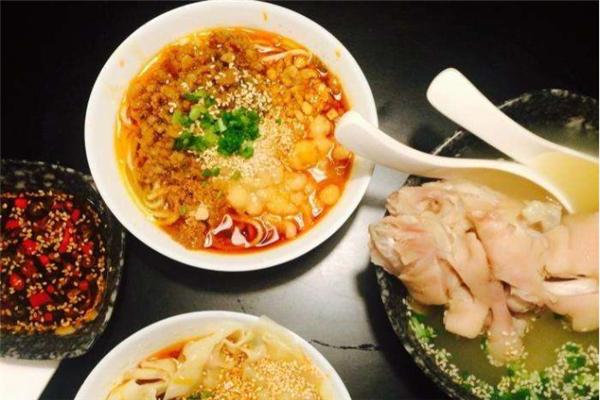 小面小饭餐饮