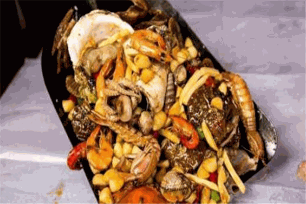 麻辣铁锹海鲜