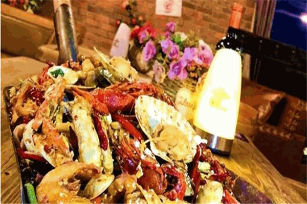麻辣铁锹海鲜