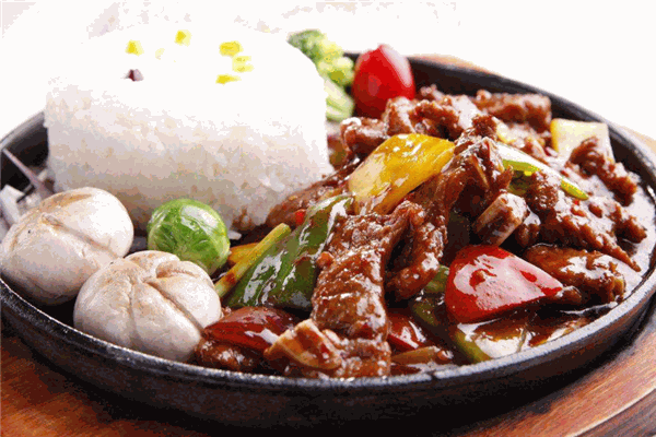 三个大叔黑椒牛肉饭