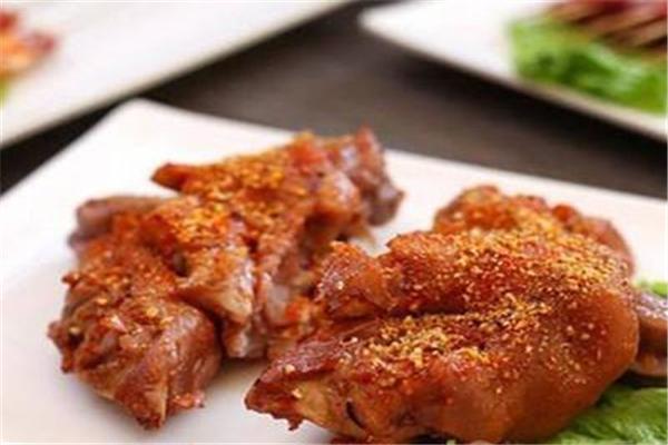 扬茗爆烤鸡头王