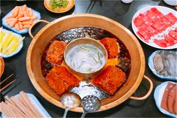 ​成都流香老灶火锅