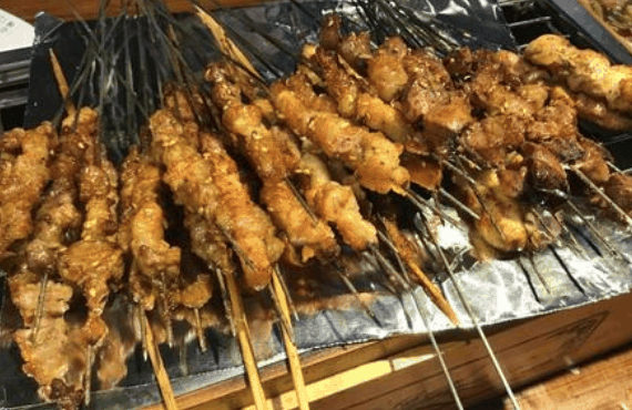 羊小妖地摊烧烤