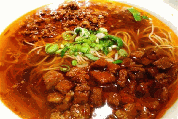 阿跷辣肉面