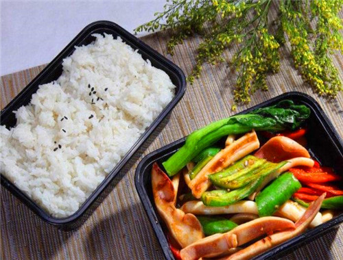 一席地餐饮