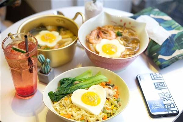 偶萌泡面小食堂