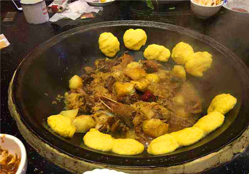 汤鼎记铁锅炖