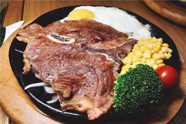 腓力豪客牛排