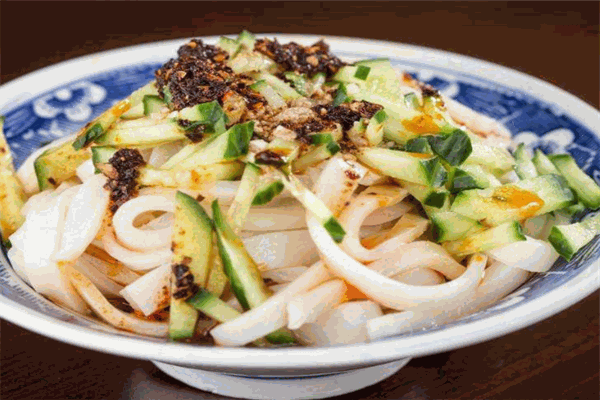小胡子凉皮